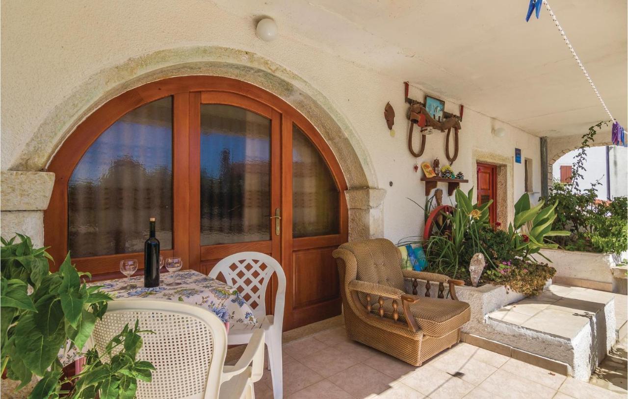 Pet Friendly Apartment In Porec With Wifi Exterior photo