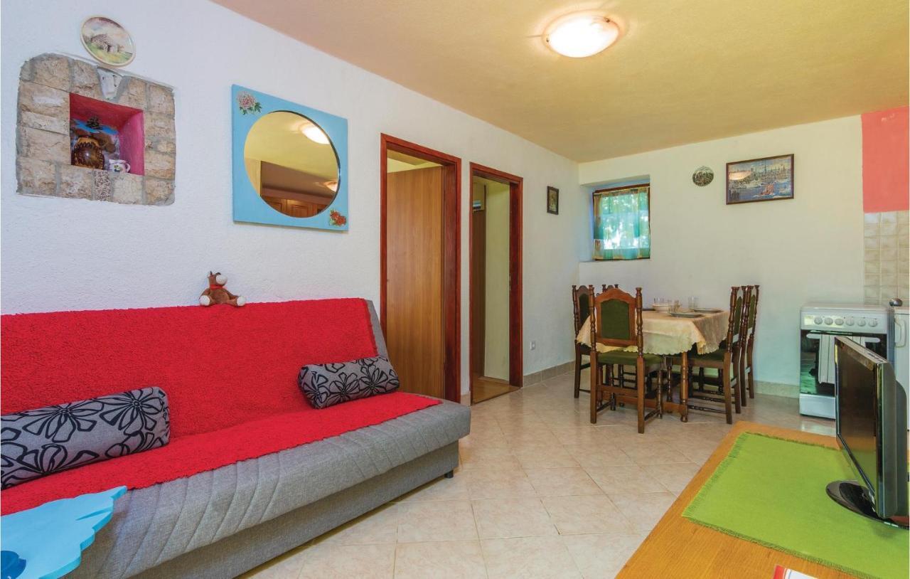 Pet Friendly Apartment In Porec With Wifi Exterior photo